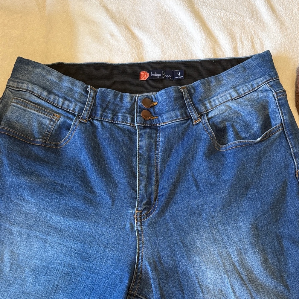 Wide leg Indigo Poppy Jeans
